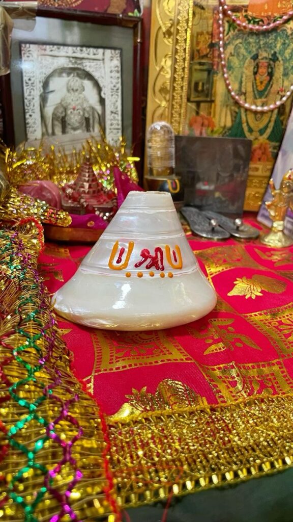 Moti Shankh Benefits: 15 Powerful Spiritual Significance of the Pearl Conch